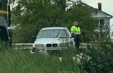 グラレバの自動車事故、8負傷