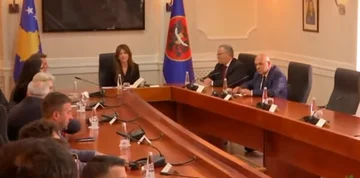 Kosovoは6月7日(金)に投票します。U.d.議長のHadziuとの会合の後に宣言された政治党の代表者は、