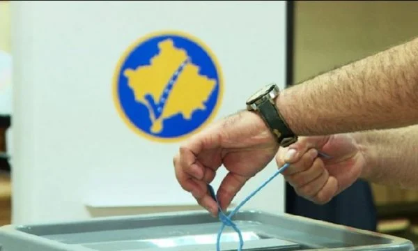 Tidiga val: Kosovo röstar idag