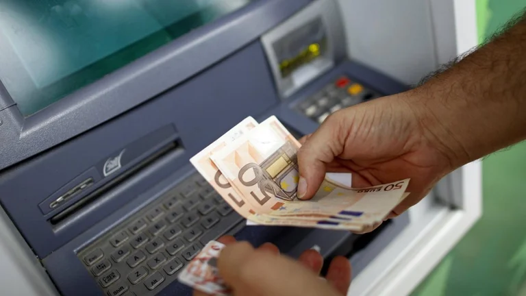 Minimalne plače v letu 2026: Katere države plačujejo največ po vsej Evropi?