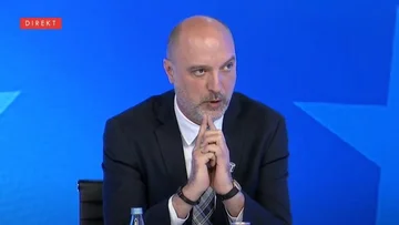 Kraja glasov znotraj strank, Ymer: To se naredi brez popolne sprave, ne da bi se ozirali drug na drugega.