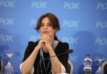 Vlora Citaku: Albin Kurtiは社長、首相、大臣、チーフ・プロセクター、そしてすべてのものとして自分自身を見る