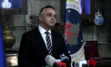 Tahiri:Kosovoの民主主義は今日保存しました