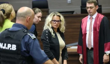 Jelena Djukanovic 文 へ 6 刑務所 のために allegedly スパイ 上の セルビア BIA