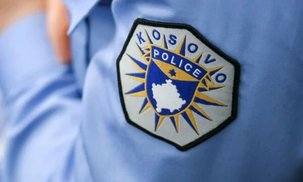 Policja przesłuchuje pięć osób.