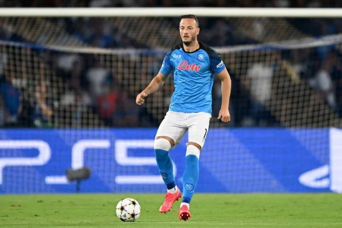 Italienischer Journalist: Amir Candor verlängert Vertrag mit Neapel