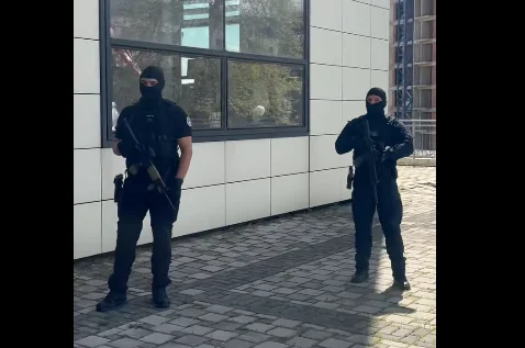 Banjska の場合の最後の単語の前に、“は冗長” 特別ユニットからの裁判所 (VIDEO)