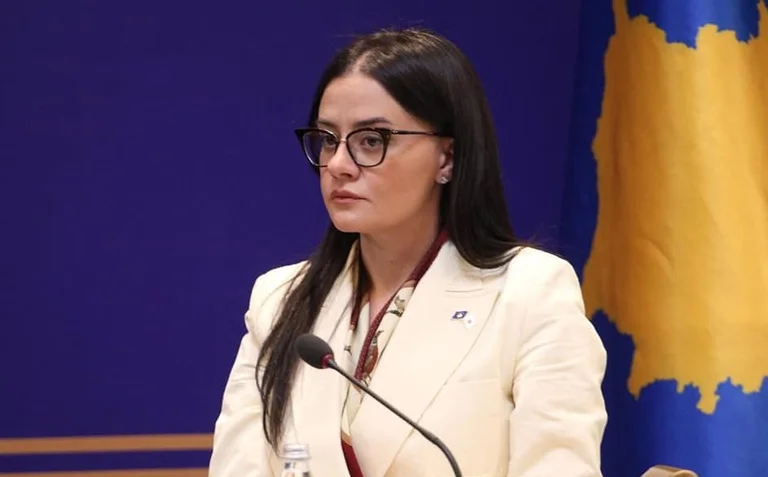 Ish-ministrja e Jashtme: BE nuk ka ide se çka kërkon nga procesi i dialogut Kosovë – Serbi
