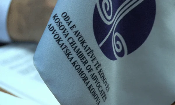 Vdes avokati kosovar