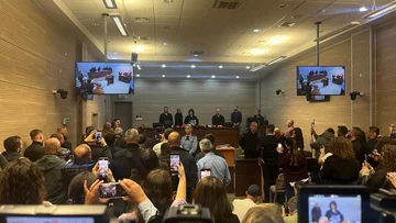 Naim MurseliとGranit Plavaは、Liridona AdemiajのMaccabreの殺人のために30年間、刑務所、Kokallaでの生活に文言されています
