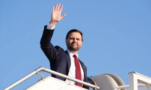 米国イランの発言、ヴァンスはイスラム教徒への旅行