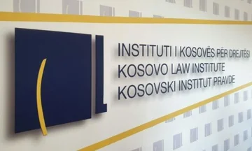 IKD:Jurispenceテスト委員会の構成を変えることは違法です