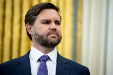 Vance: ShBA me dy mundësi për Iranin, negociata ose rifillim i operacioneve ushtarake