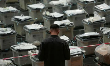 KQZ: Ka nisur numërimi i votave për deputetë në 15 qendra komunale, pritet të fillojë edhe në 23 të tjera
