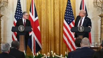 英国は中東の軍事的操作によって間隔をあけています:私たちはイランとの外交ソリューションを望みます