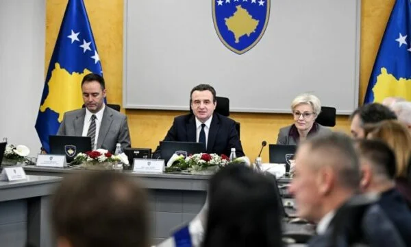 Qeveria në detyrë ndan edhe 3 milionë për diasporën