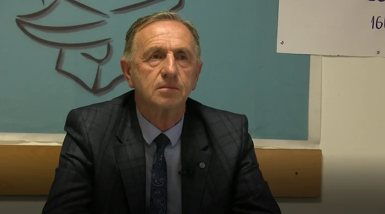 Azema dla państwa w sektorze prywatnym: Pracownicy pracują w godzinach nadliczbowych, pracują w nocy i nie otrzymują wynagrodzenia