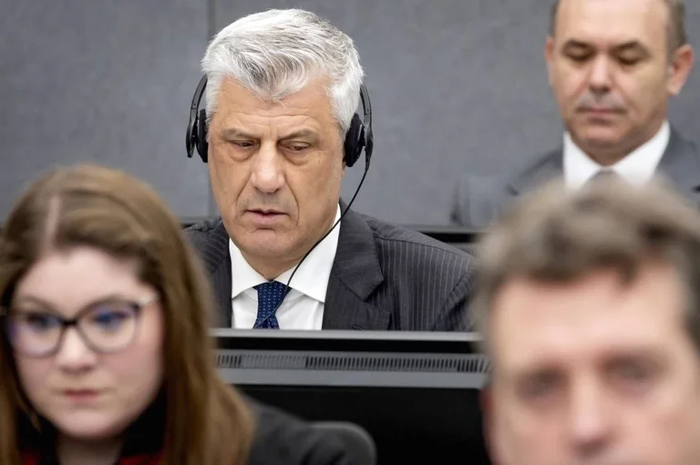 Thaci, Veselin, Krasniqi şi Selimi vorbesc după ora 13:00 la Haga