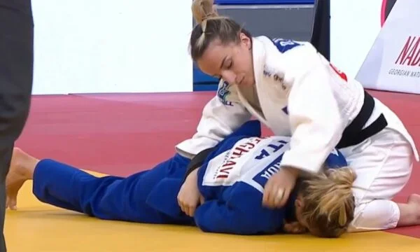 Unstopable Krasniqi Distria выходит в финал и завоевывает медали Gido European