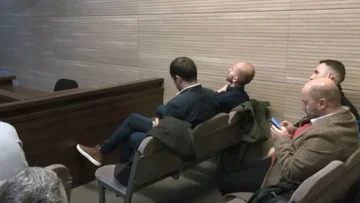 Представитель правительства, депутат ВВ приговорен к 1 году, шести месяцам лишения свободы