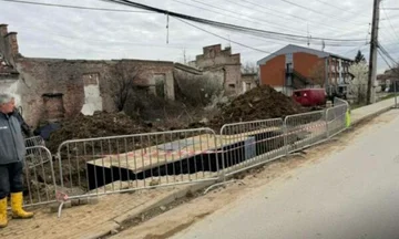 Pristina自治体は、“に対する罰的措置を取ります パイプライン”、ラマ:無許可の介入路を追い込むこと