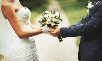 Marriage reduces the risk of cancer