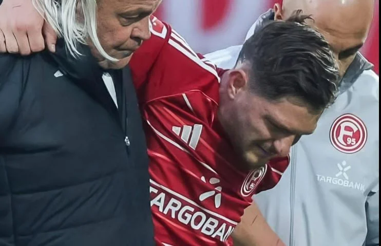 Florent Muslija wird verletzt