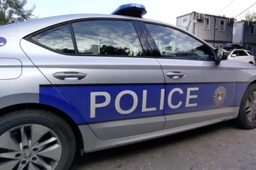 Policia sekuestron armë dhe pajisje ushtarake në Zubin Potok