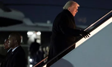 Trump je rekel, da boste izvedeli, kako daleč bo do Grenlandije, preden odidete v Davos.