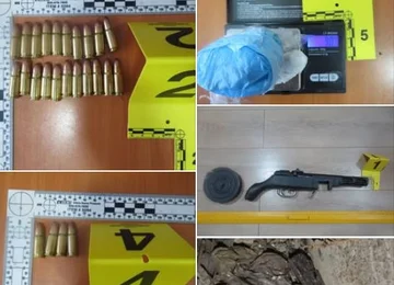 Shipol、Mitrovica、警察の見つけられた武器、手榴弾および彼の家の薬の人によって逮捕される