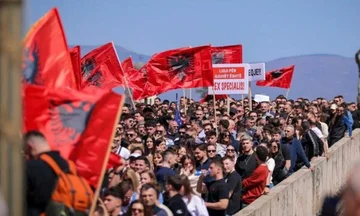 OVLはRMVでprotestを支えます: 私たちの言語は、歴史的なアルバニアの領土で二次的な状況に直面し続けています