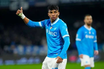 Neapel beschließt, brasilianische Santos zu kaufen