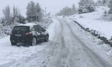 雪によるトラックのための有料道路、KKMK:他の車は冬の装置を持っています