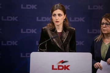 Ymer מגיב ל-KEK: כתב האישום הוא מעשה של רדיפות פוליטיות שתזמורת אלבין קורטי