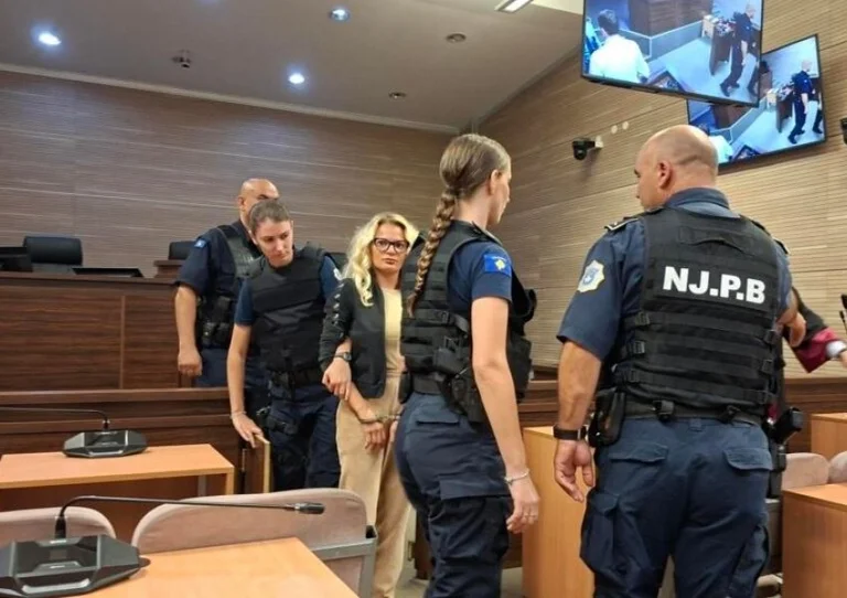 El empleado de la OSCE acusado de espionaje continúa detenido durante dos meses