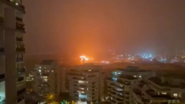 イスラエルの中央部と爆発が巨大になったミサイルを明らかにした画像