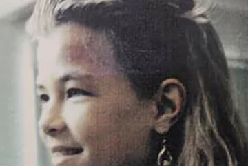 彼女は13歳で欠落していた、まだ32歳後に生きていた、アリゾナ州の女性。