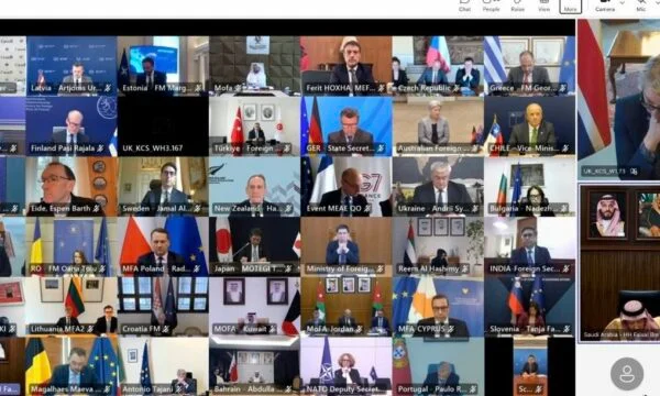 英国はHormuz Straitを開く上でオンライン議論を整理します。, Kosovoとアルバニアを含む