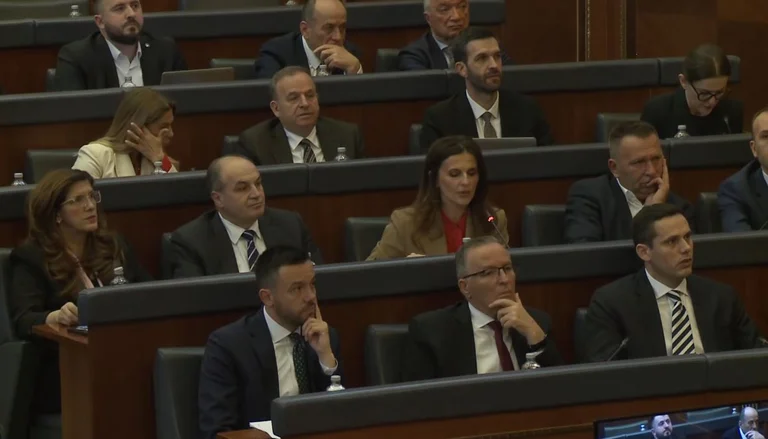 Ekspozita skandaloze e Gashit: PDK kërkon të futet në rend dite draft-rezoluta për mbrojtje të viktimave të luftës