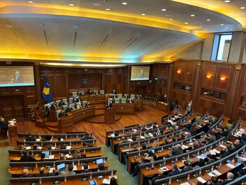 GLPSは、議会事務局の競争の発表に新しい法的違反を呼び出します