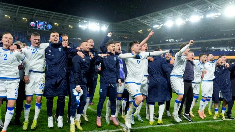 Kosovo-Turkeyの試合に誰がコメントしますか?
