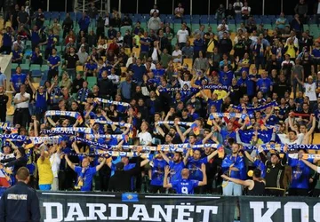 Dardans entschuldigt sich für den Mangel an Tickets, die sie für Engagement und starke Unterstützung für den Kosovo National fordern