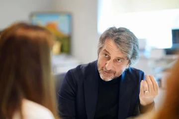 ラマ:プリスティナは、慰霊活動、戦争記憶の保存をサポートしています