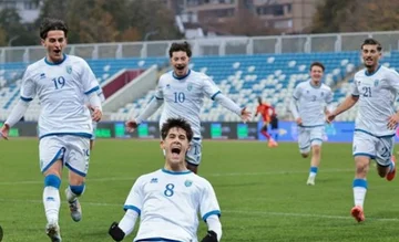 Kosovo U19 besiegt Türkei 3:1