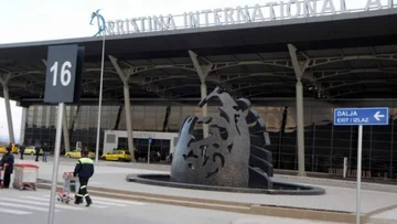 Pristina 공항에서 체포 된 터키 시민, 가짜 여권을 제시