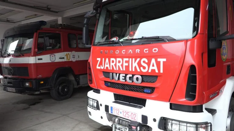 Policët dhe zjarrfikësit në pritje të shtesave për rrezikshmëri: Paralajmërojnë hapa nëse s’zbatohet vendimi