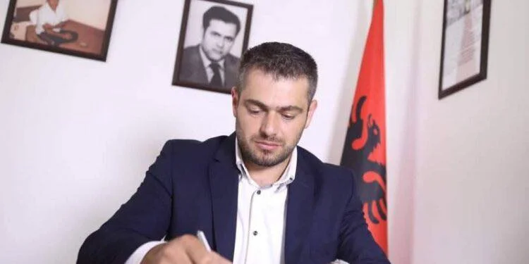 Ministrul propus, reacţionează Andy Hoti