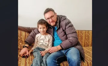 ノエルは、ファイナンシャルヘルプを必要とします, ここでは、ペジャから小さな少女を助けることができます