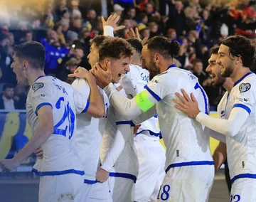 Mit diesen Fans gehen Kosovo Jungen heute zum slowakischen Hof
