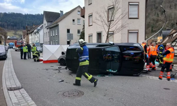 重:コソボから29歳、ドイツでトラックでヒットした3歳の息子の死